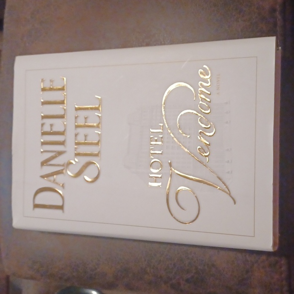 4/$40 "Hotel Vendome" by Danielle Steel - Hardcover Novel With Book Jacket